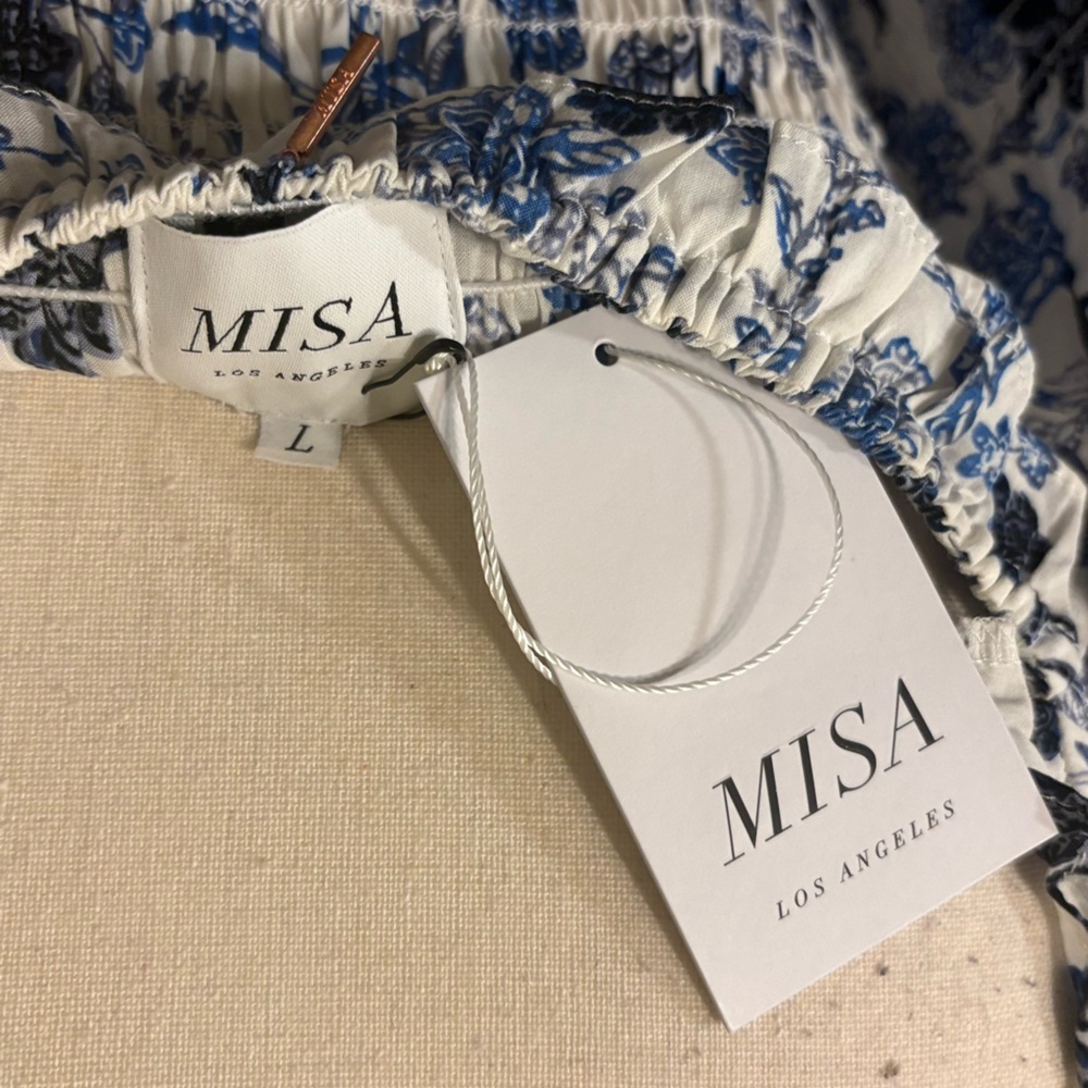 NWT MISA Abbey Floral Smocked Blue and White Blouse - Picture 7 of 9